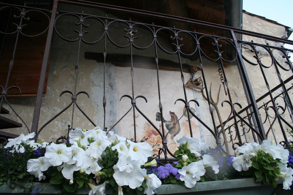 Chambre d'hôtes La Romarine Barnave Exterior foto