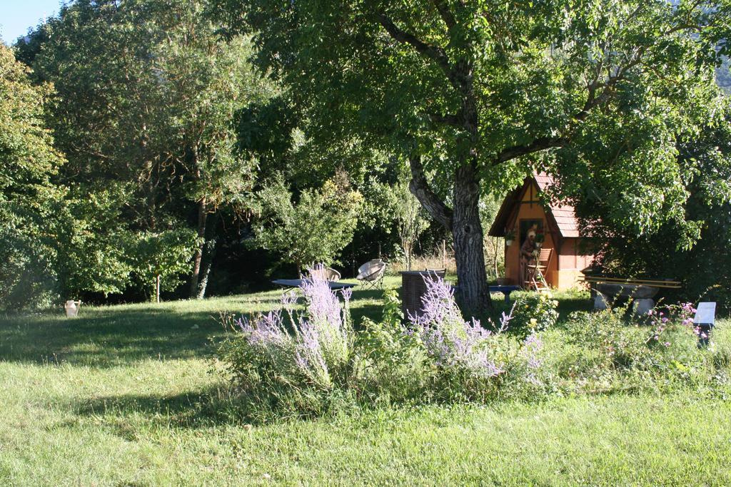 Chambre d'hôtes La Romarine Barnave Exterior foto